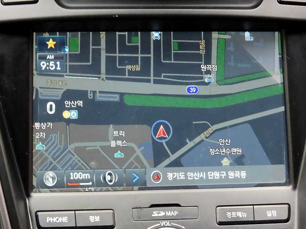 HYUNDAI Santa Fe - Vista 9