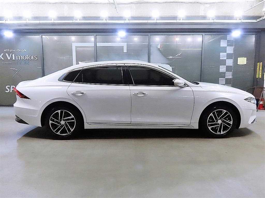 HYUNDAI Grandeur - Vista 3