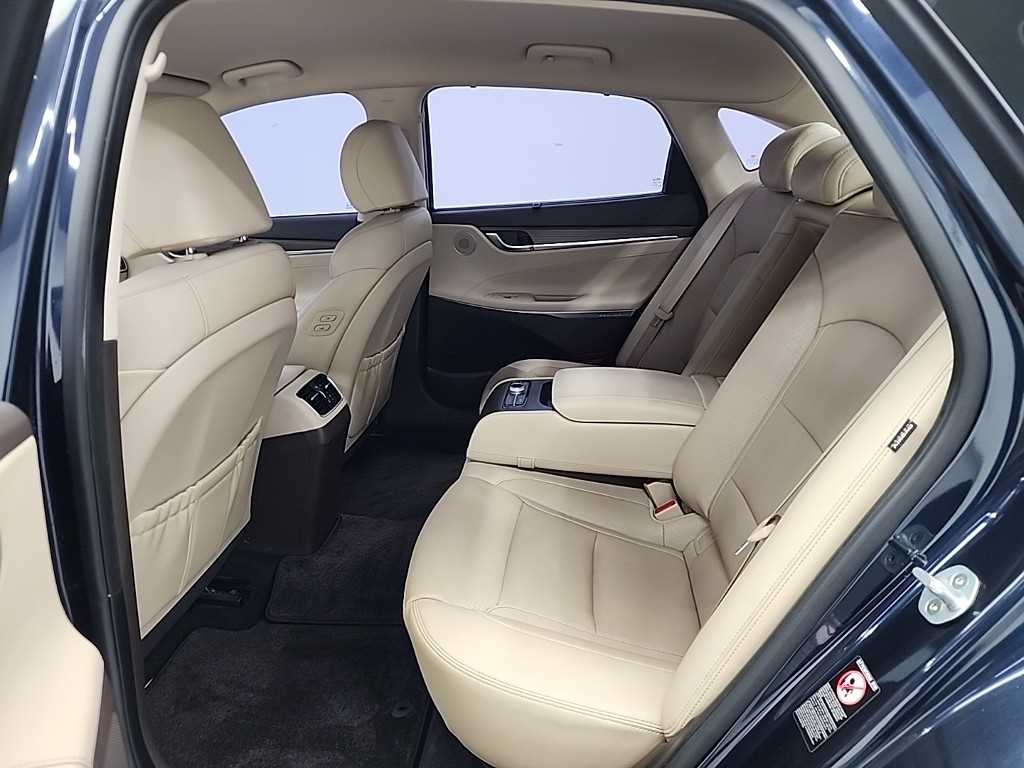 HYUNDAI Grandeur - Vista 12