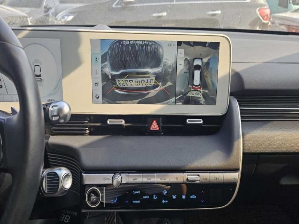 HYUNDAI Ioniq 5 - Vista 12