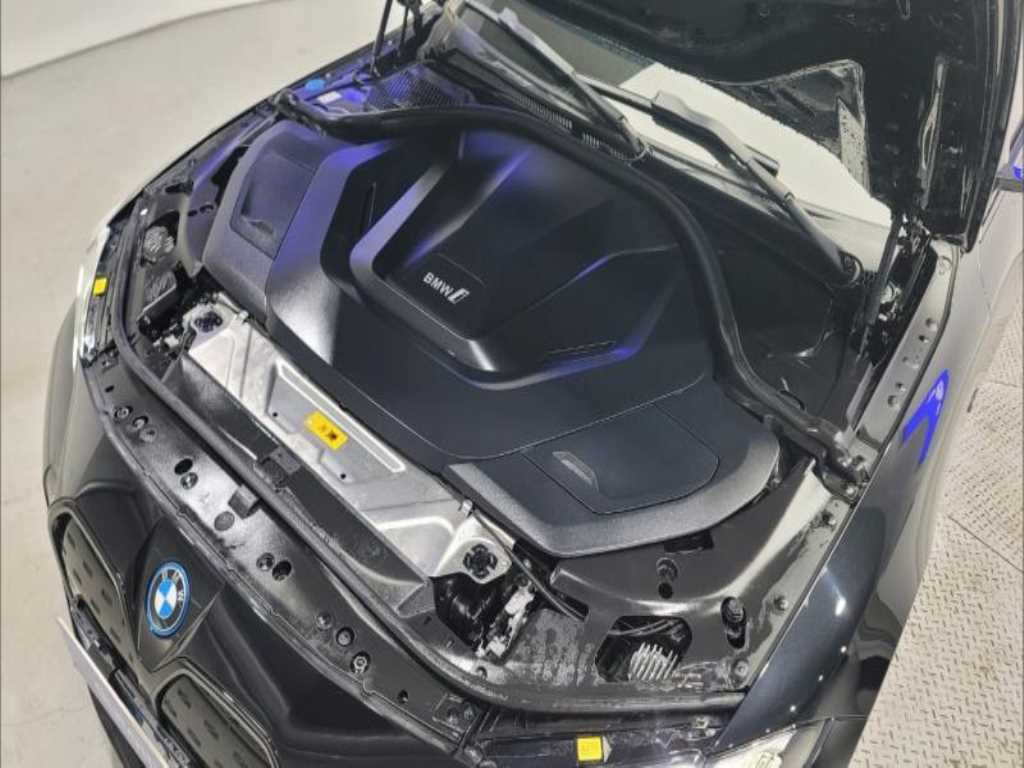 BMW i4 - Vista 6