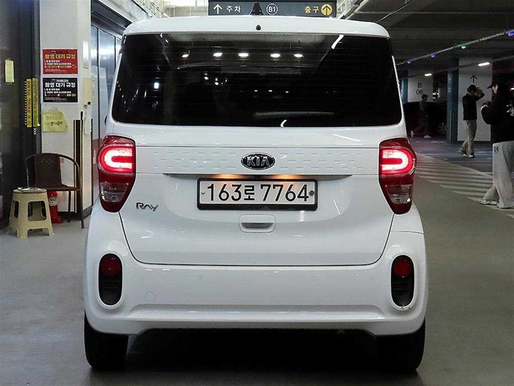 KIA Ray - Vista 5