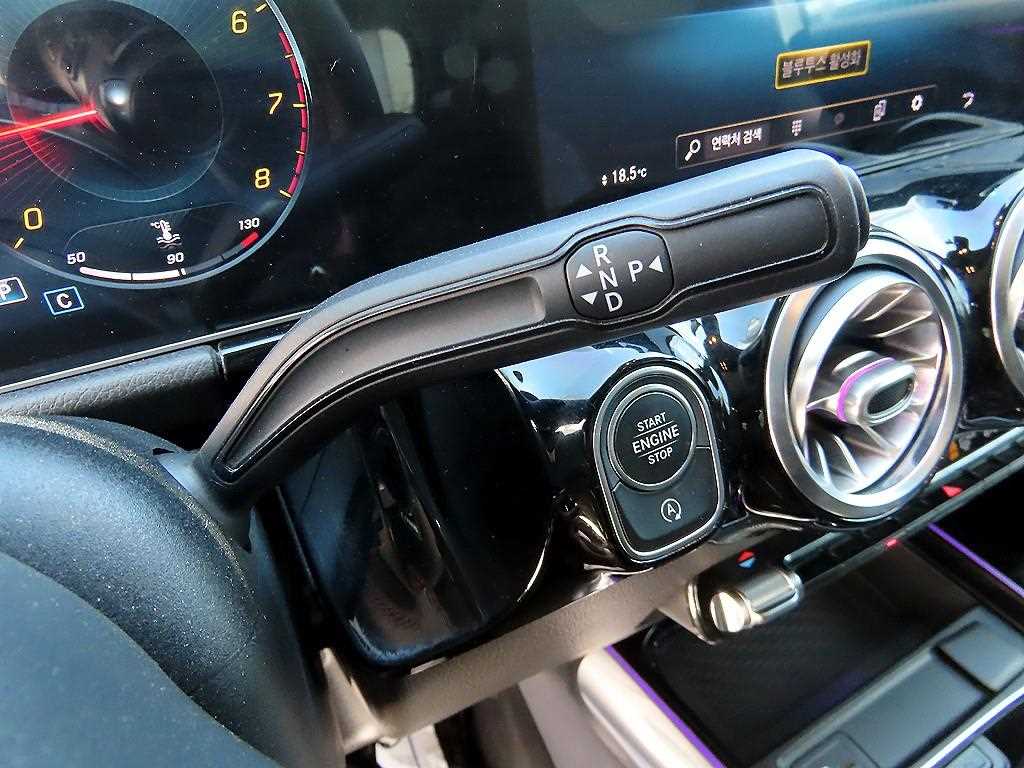 Mercedes Benz GLA Class - Vista 9