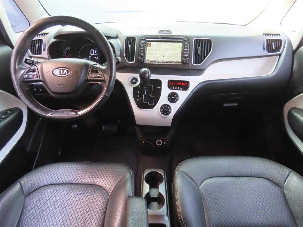 KIA Ray - Vista 8