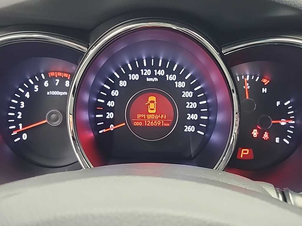 KIA K5 - Vista 6