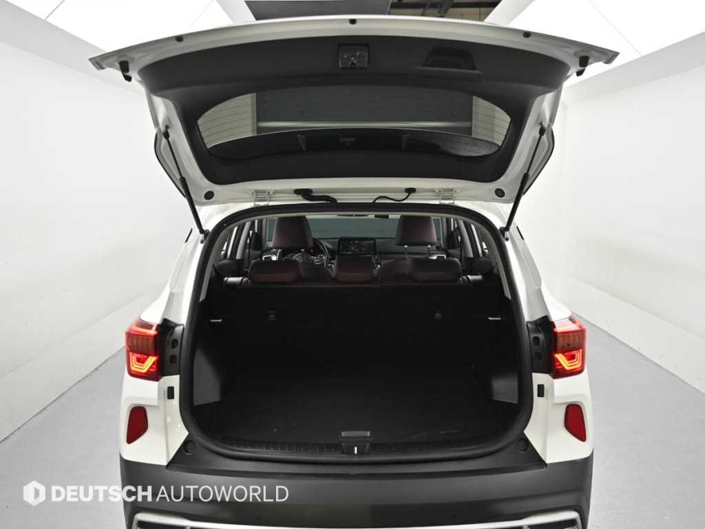 KIA Seltos 2023 Blanco - Importación desde Corea - HF Imports Iquique - Foto 19