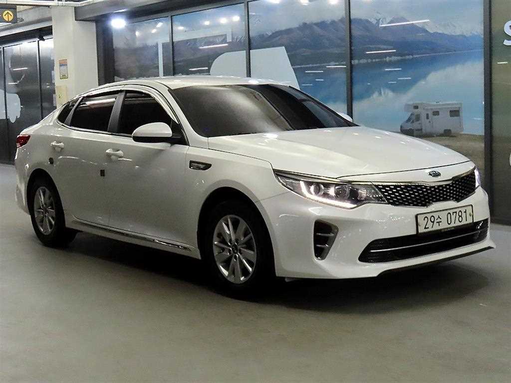 KIA K5 2016 Blanco - Importación desde Corea - HF Imports Iquique - Foto 1