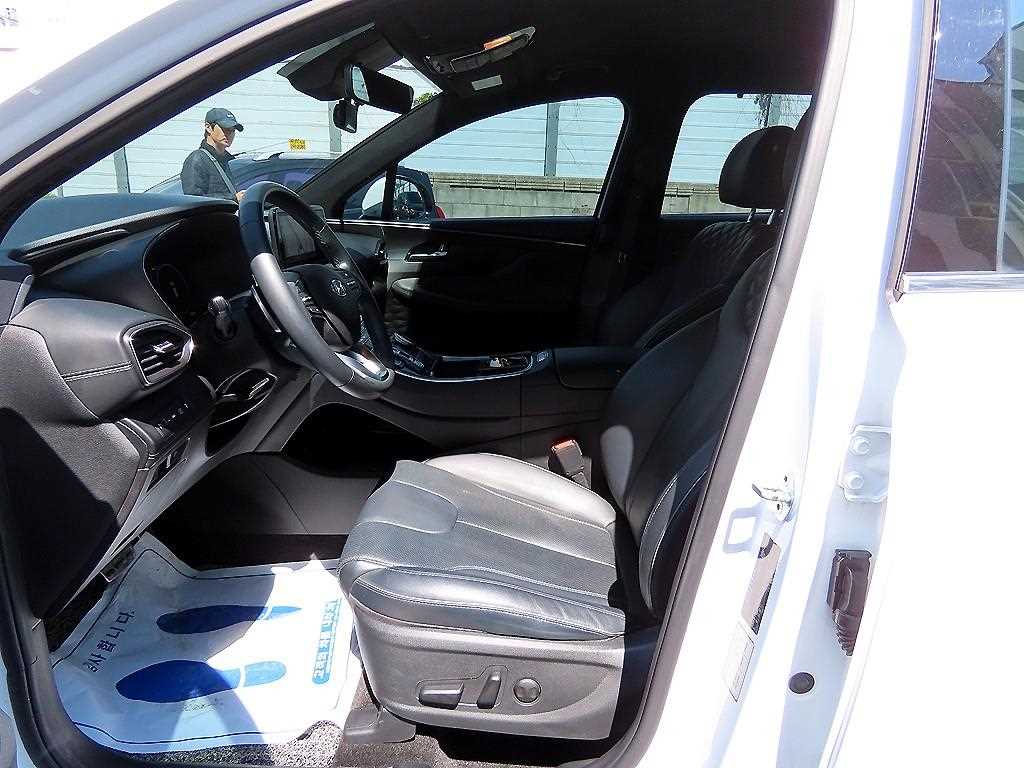 HYUNDAI Santa Fe - Vista 5