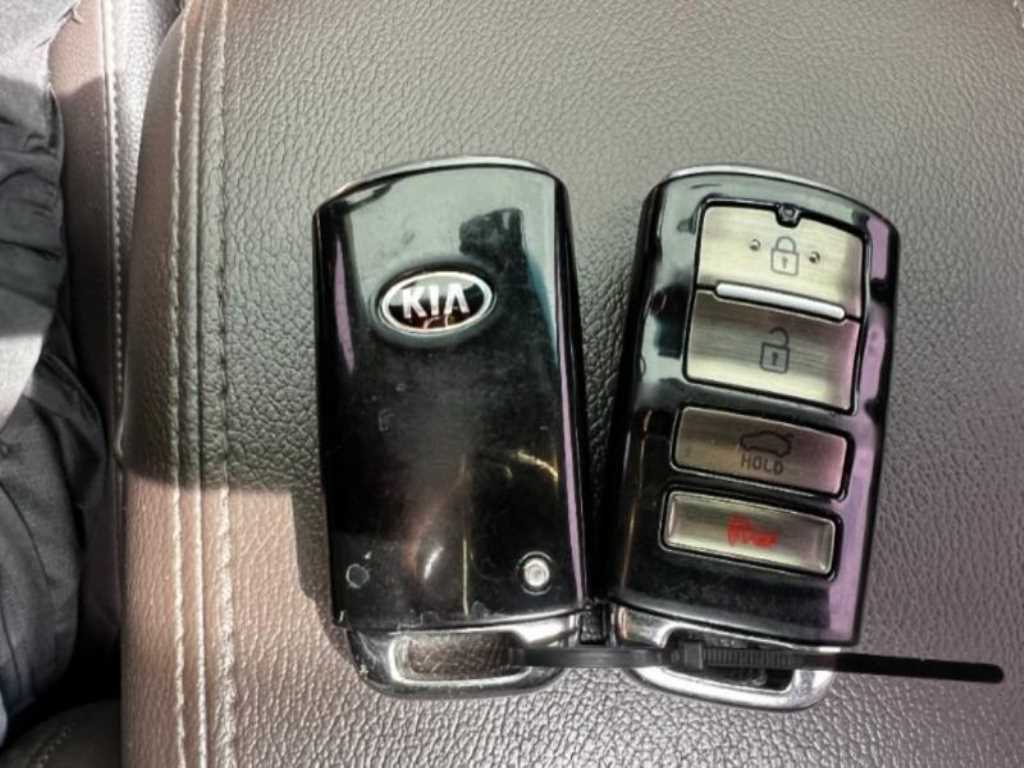 KIA K7 2016 Azul - Importación desde Corea - HF Imports Iquique - Foto 18