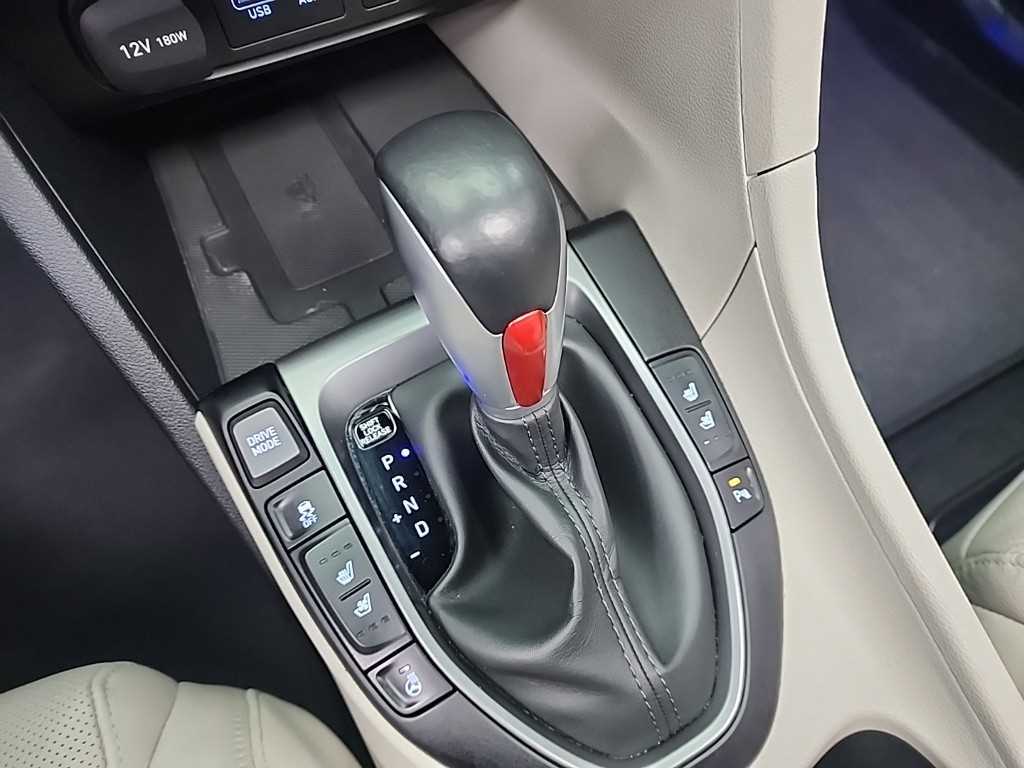 HYUNDAI Veloster - Vista 8
