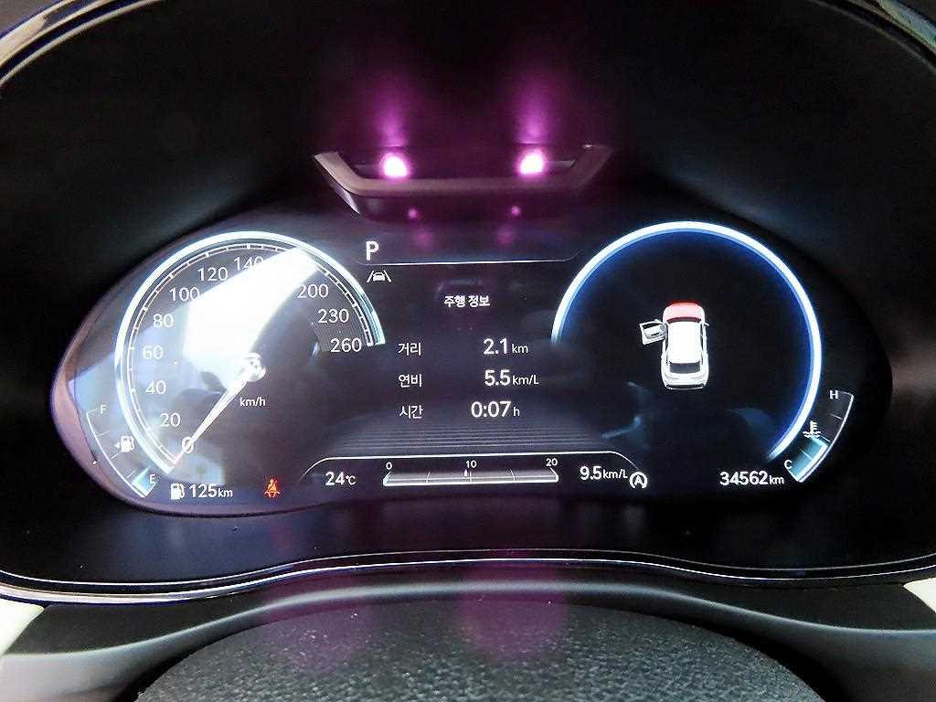 Genesis GV70 - Vista 9