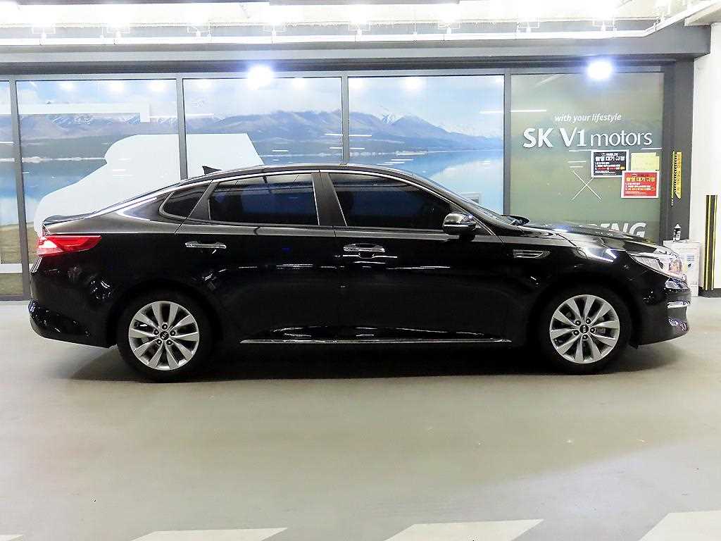 KIA K5 - Vista 3