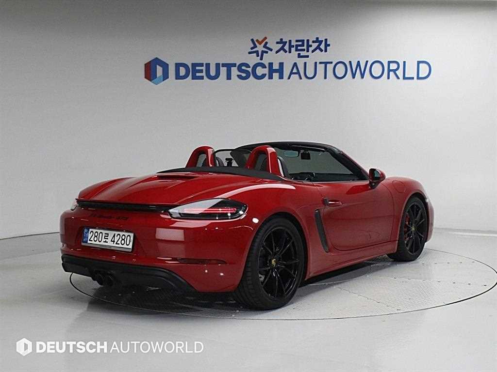 Porsche 718 - Vista 2