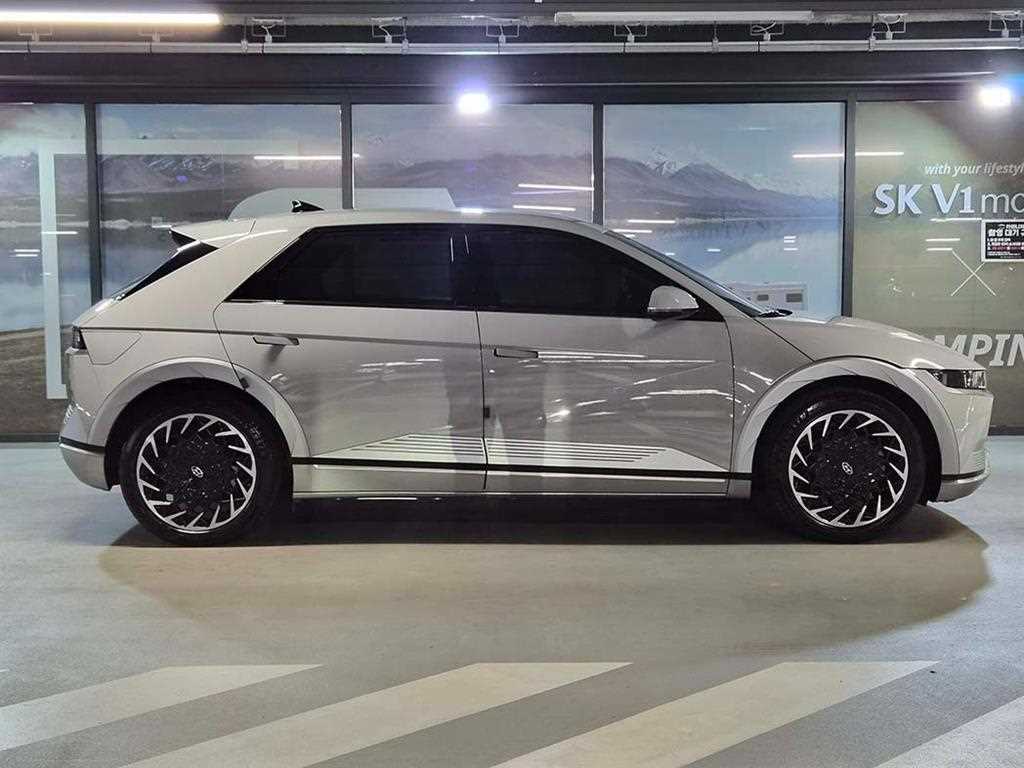 HYUNDAI Ioniq 5 - Vista 3