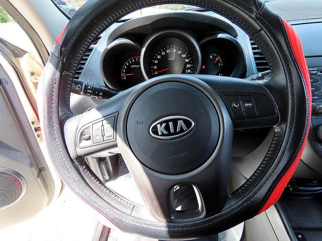 KIA Soul - Vista 8