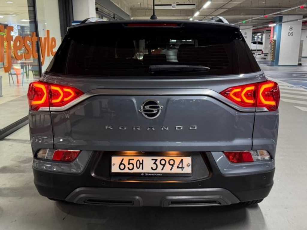 Ssangyong Korando - Vista 5