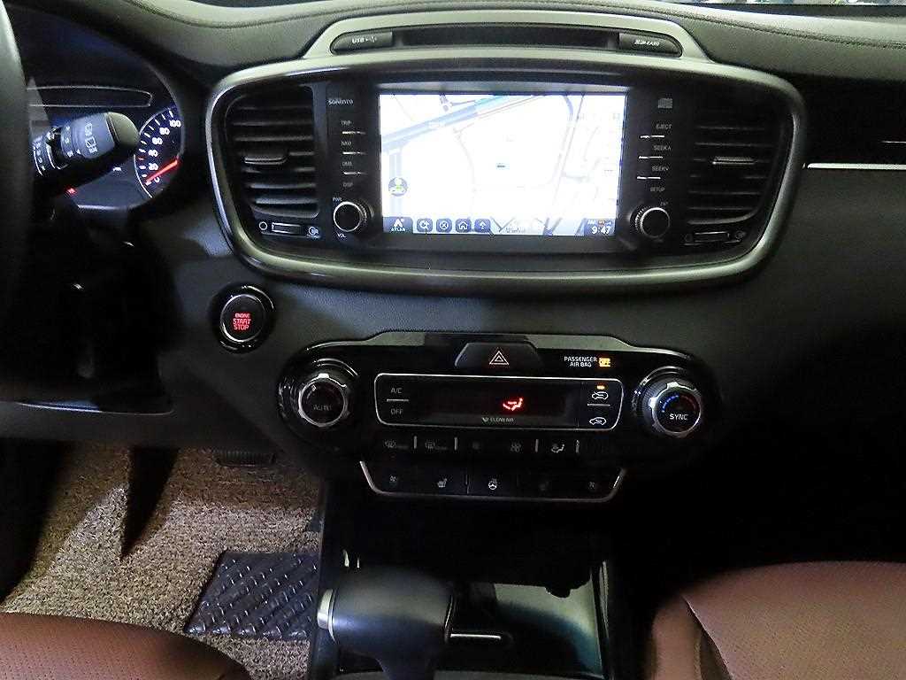 KIA Sorento - Vista 11