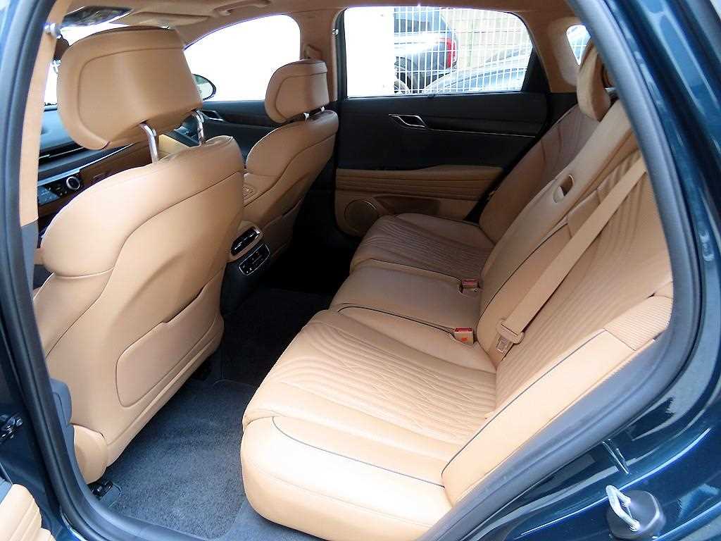 Genesis G80 - Vista 7