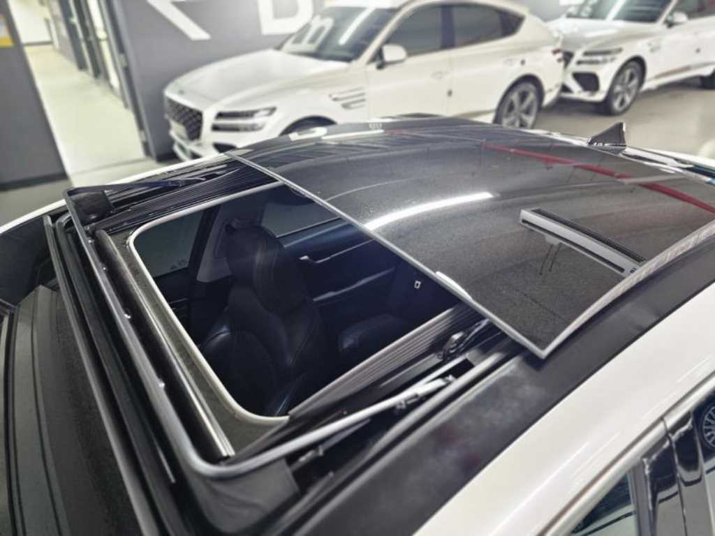 HYUNDAI Grandeur - Vista 5