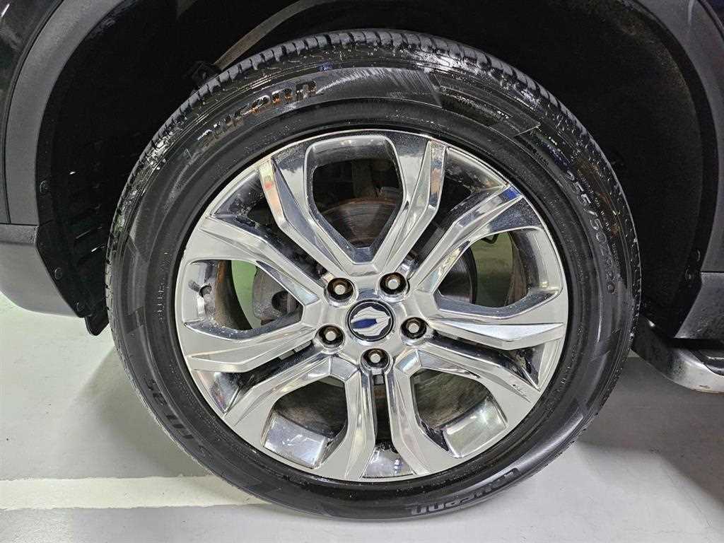 Ssangyong Rexton 2018 Negro - Importación desde Corea - HF Imports Iquique - Foto 18