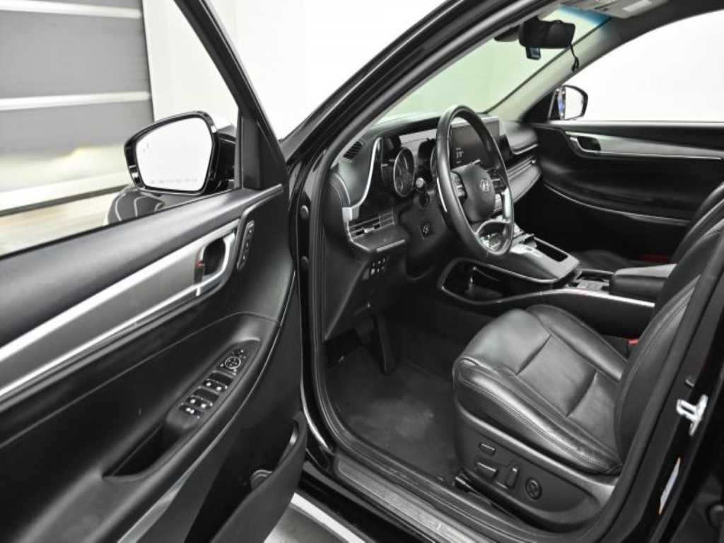 HYUNDAI Grandeur - Vista 11
