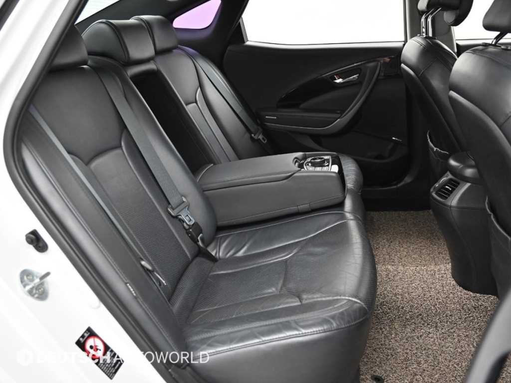 HYUNDAI Grandeur - Vista 12