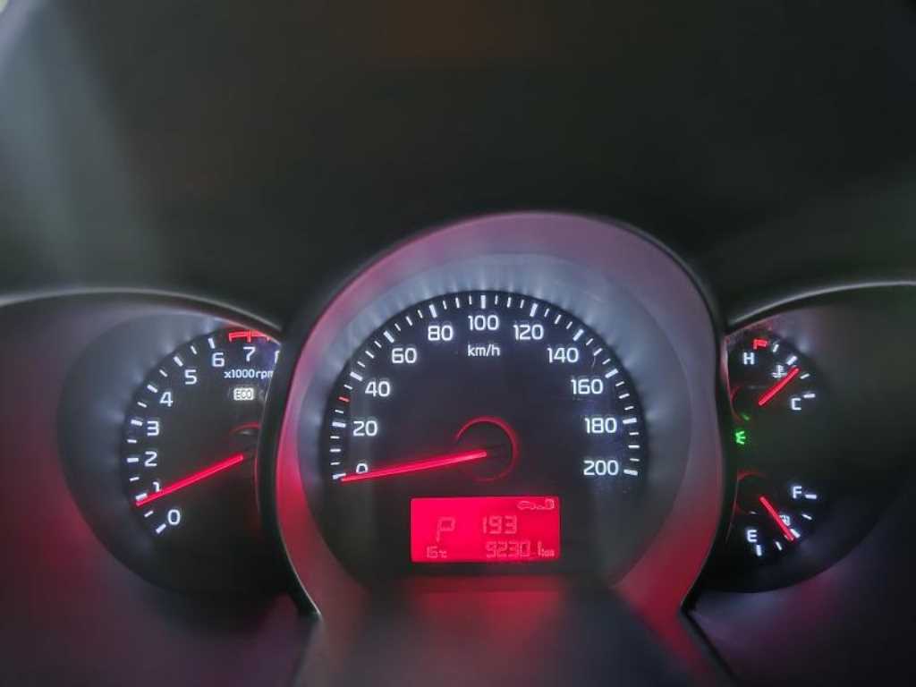 KIA Morning - Vista 11