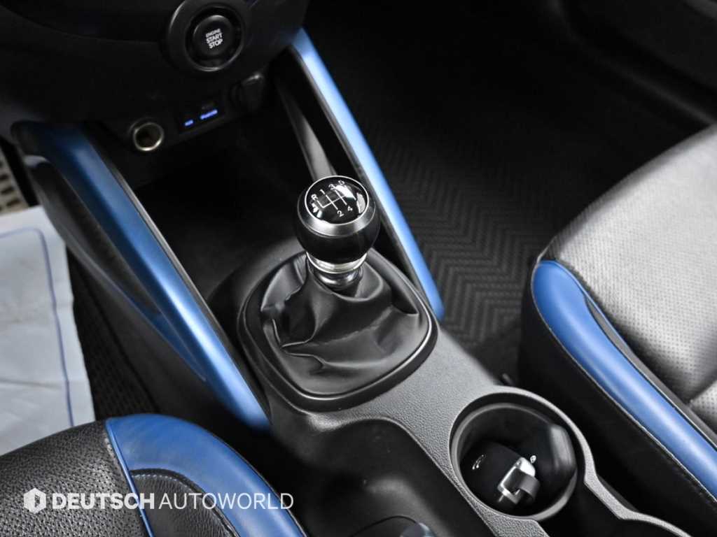 HYUNDAI Veloster - Vista 9