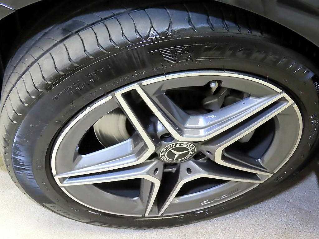 Mercedes Benz E class 2023 Negro - Importación desde Corea - HF Imports Iquique - Foto 19