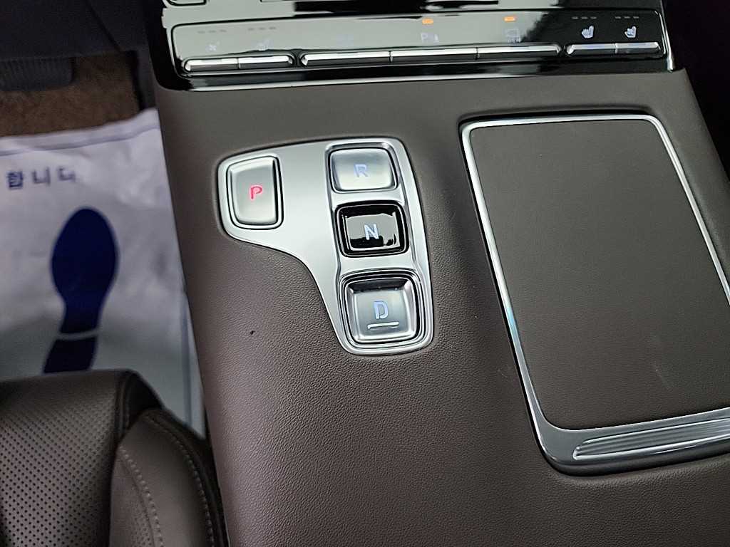 HYUNDAI Grandeur - Vista 8