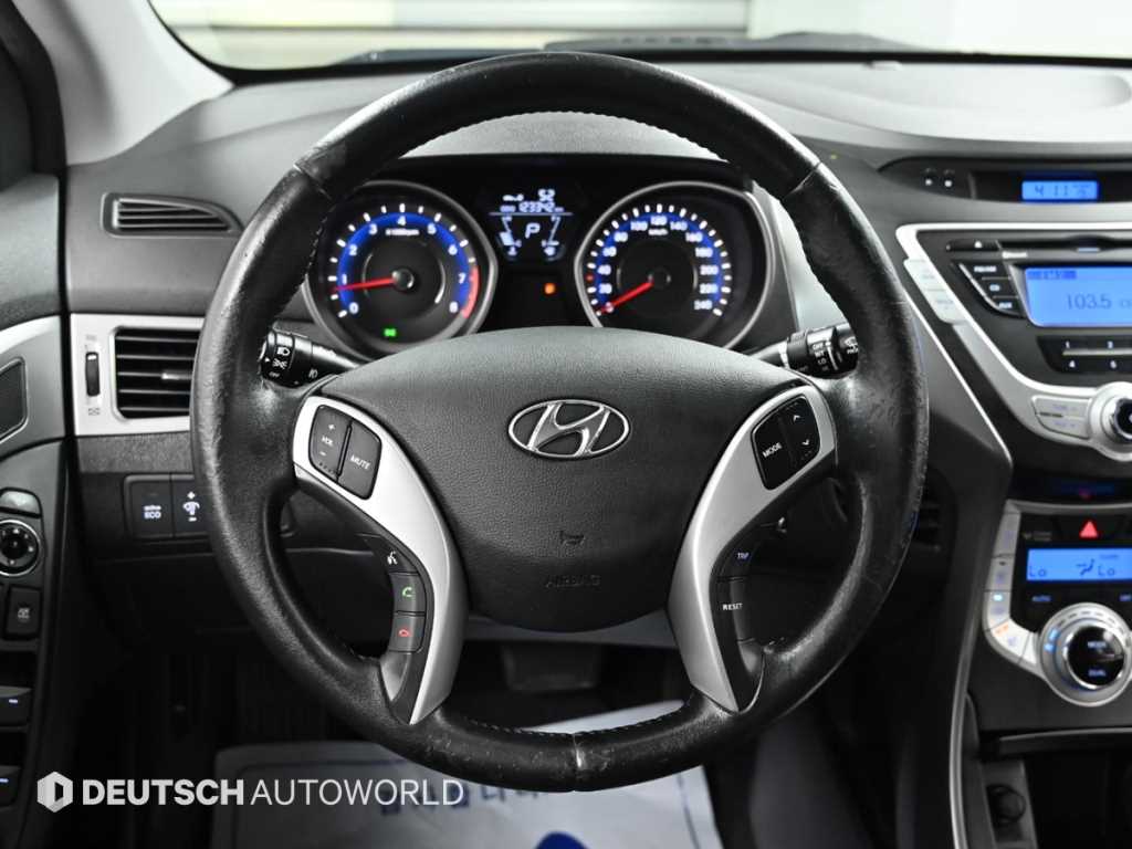 HYUNDAI Avante 2012 - Importación desde Corea - HF Imports Iquique - Foto 13