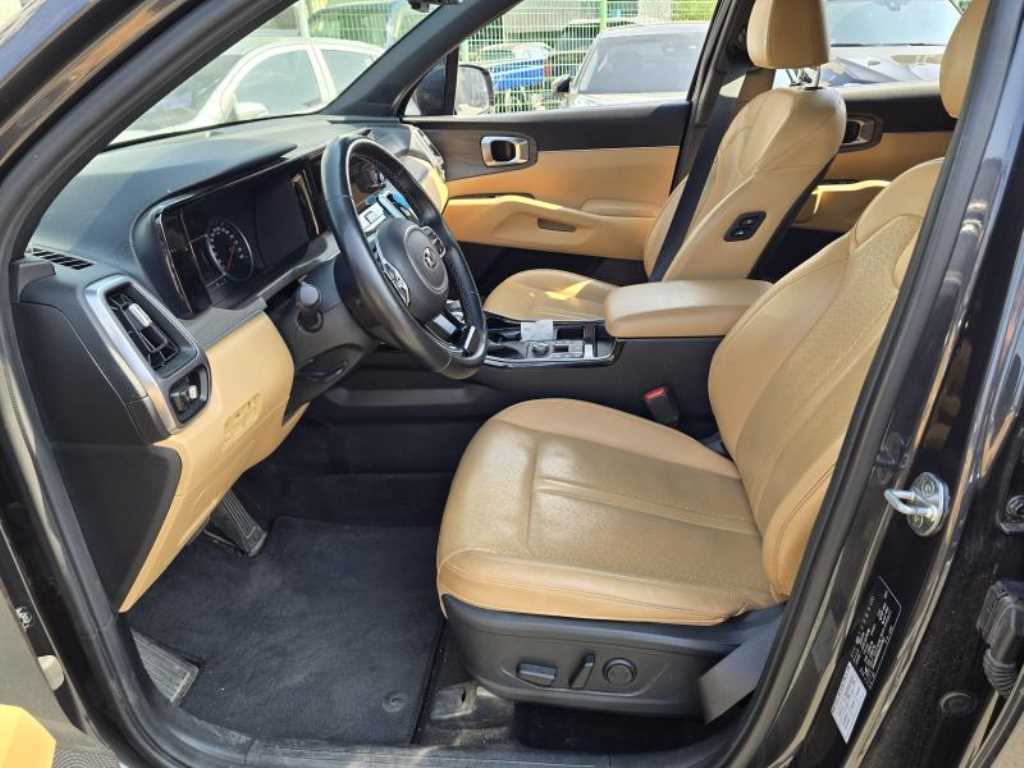 KIA Sorento - Vista 8