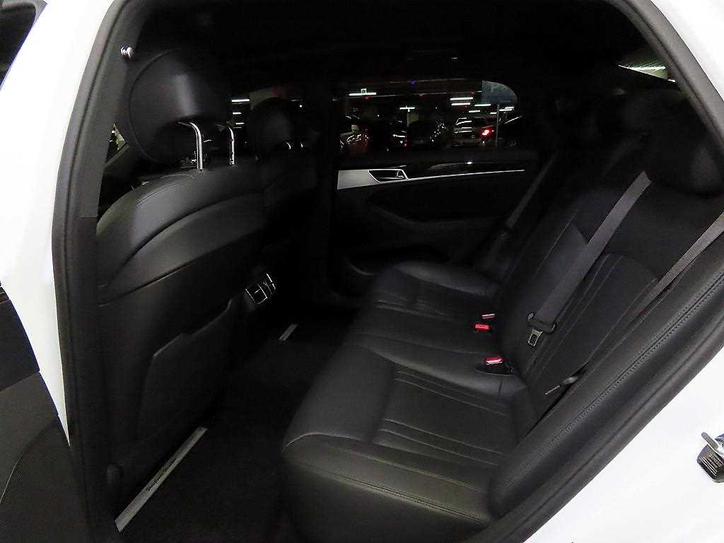 Genesis G80 - Vista 7