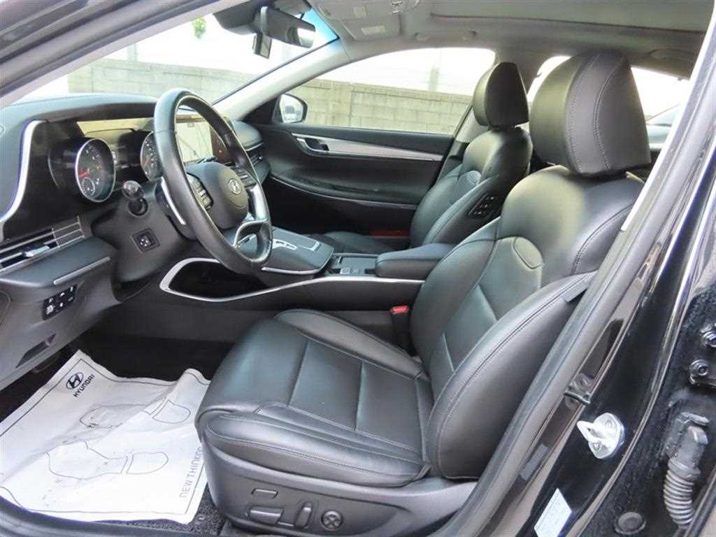 HYUNDAI Grandeur - Vista 5