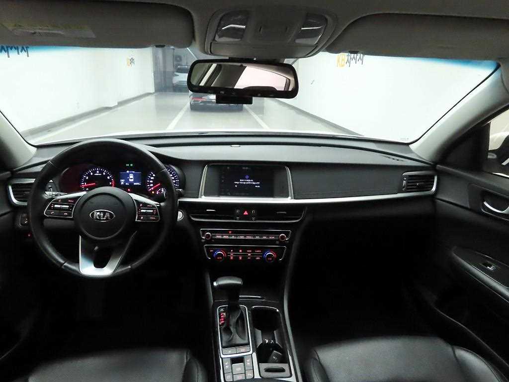 KIA K5 - Vista 6
