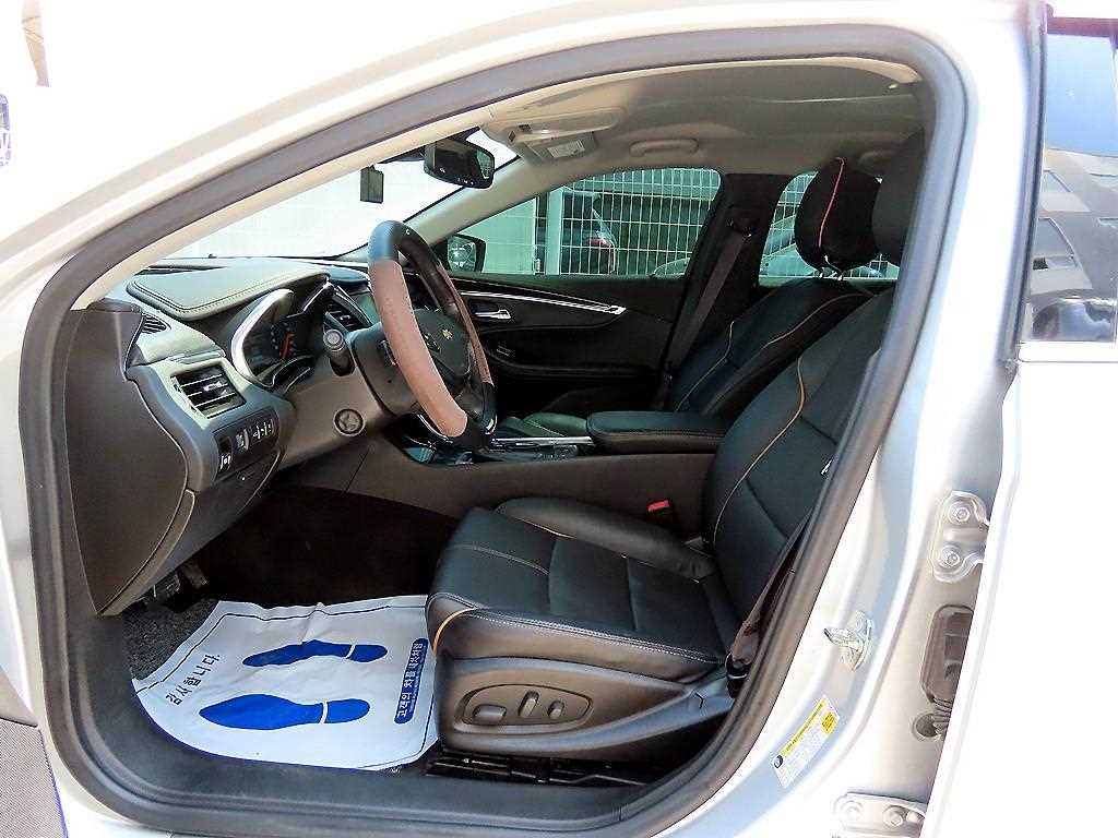 Chevrolet Impala - Vista 5