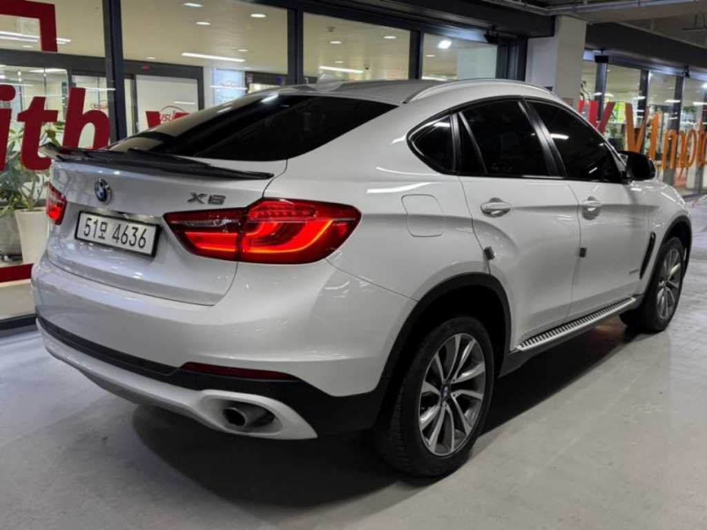 BMW X6 2017 Blanco - Importación desde Corea - HF Imports Iquique - Foto 1
