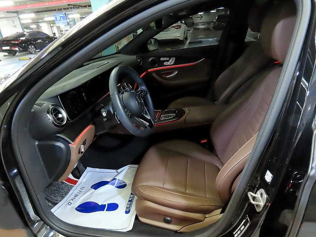 Mercedes Benz E class - Vista 6