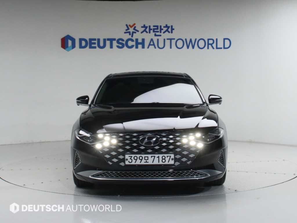 HYUNDAI Grandeur - Vista 3