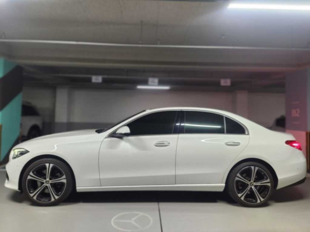 Mercedes Benz C Class - Vista 3