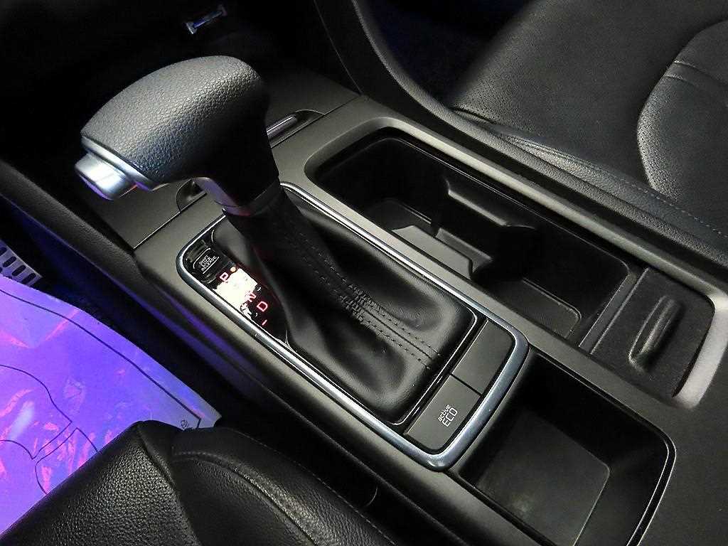KIA K5 - Vista 12