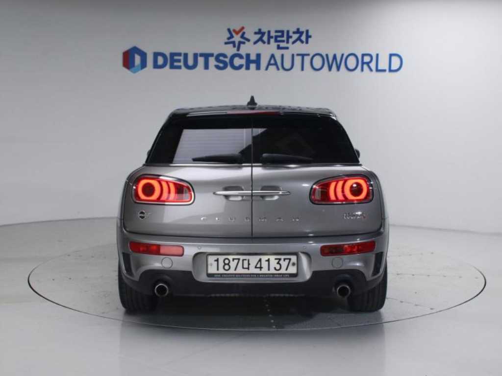 Mini Clubman - Vista 4