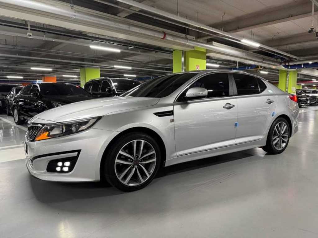 KIA K5 - Vista 2