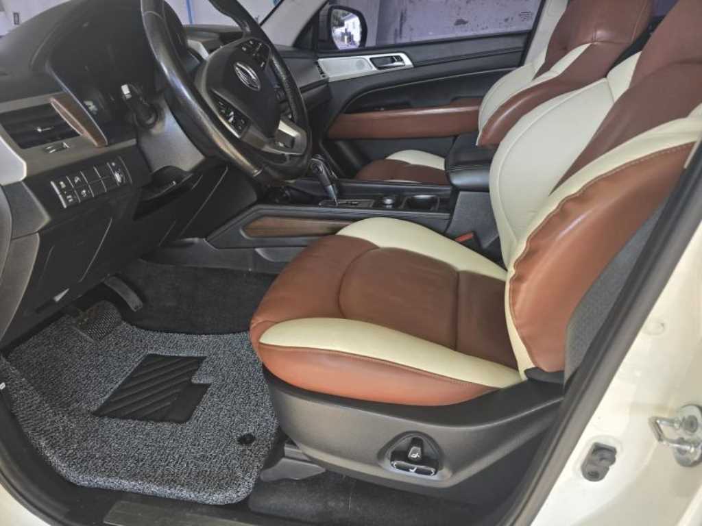 Ssangyong Rexton - Vista 6