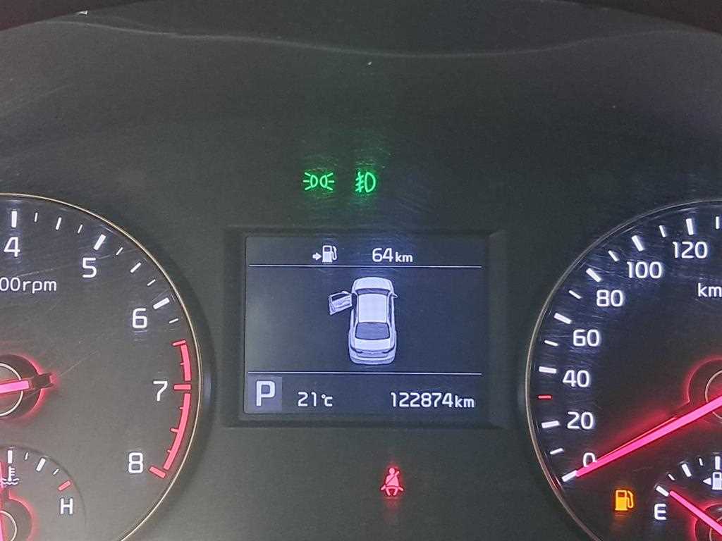 KIA K7 - Vista 8