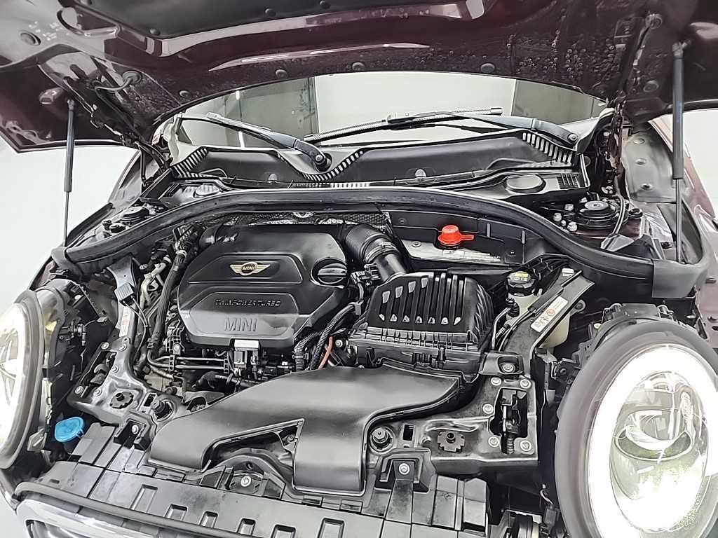 Mini Clubman - Vista 5