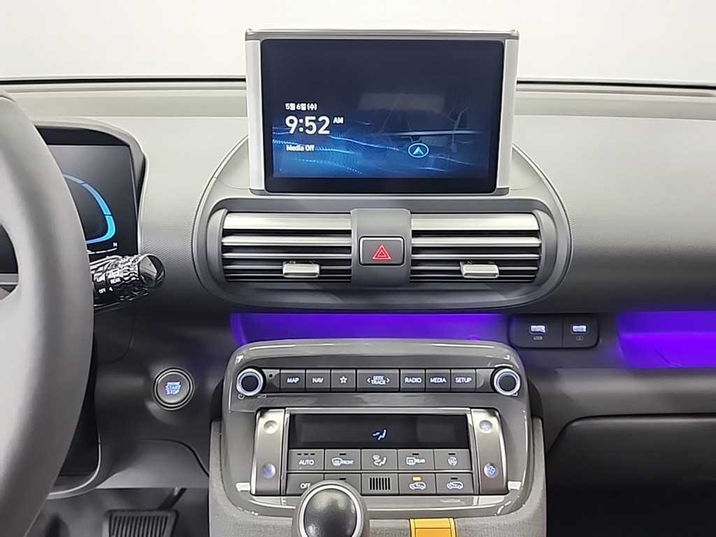 HYUNDAI Casper - Vista 10