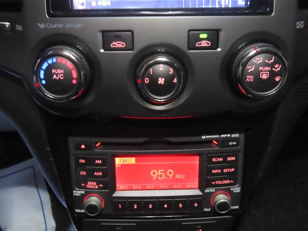 KIA Lotze 2010 Blanco - Importación desde Corea - HF Imports Iquique - Foto 13