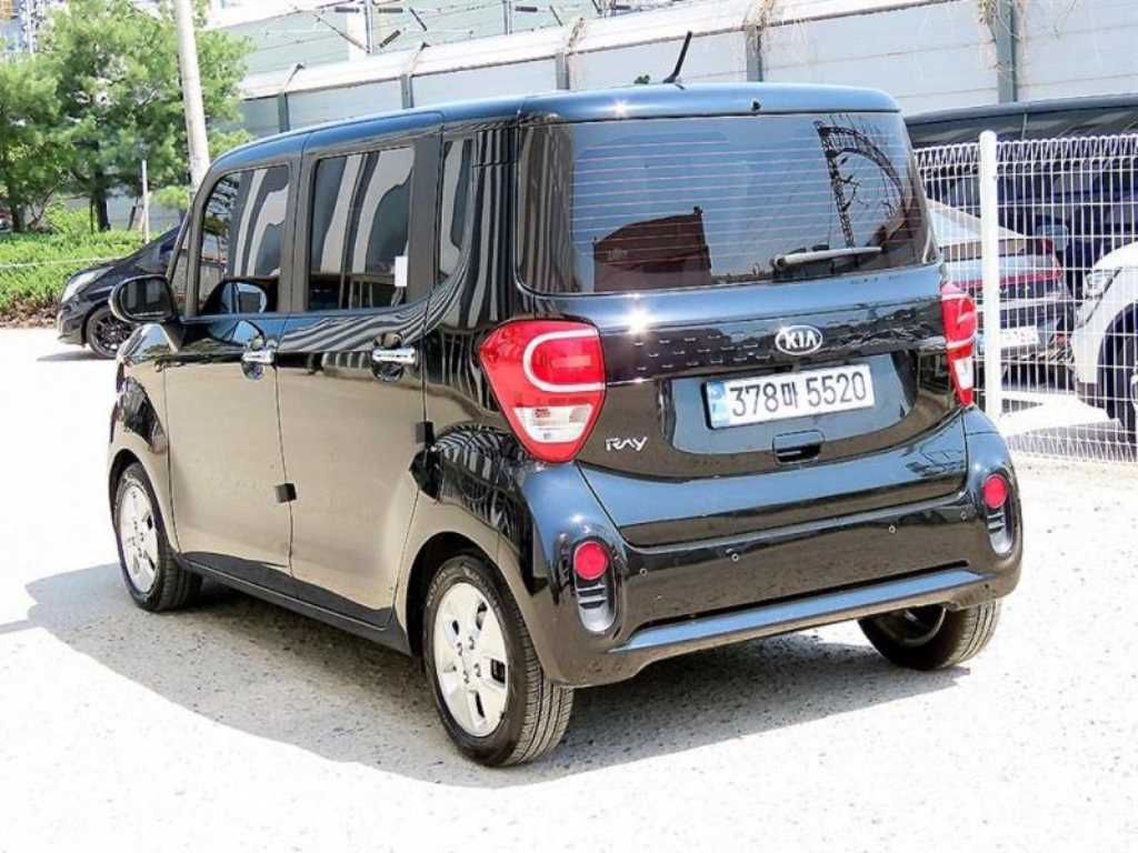 KIA Ray - Vista 3