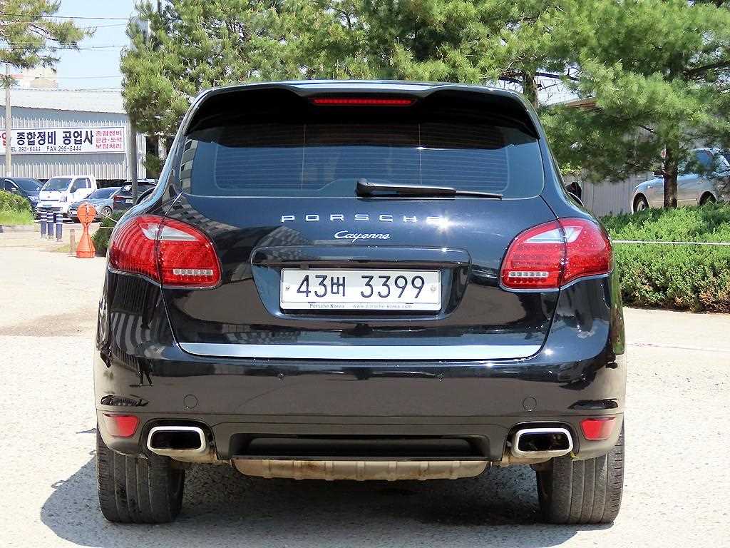 Porsche Cayenne - Vista 4